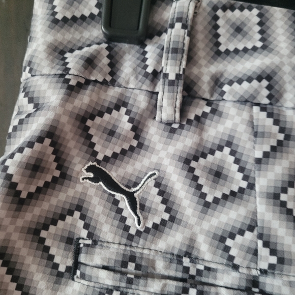 EUC Puma golf shorts sz M - Picture 4 of 4